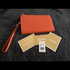 Michael Kors Smart Phone Wallet